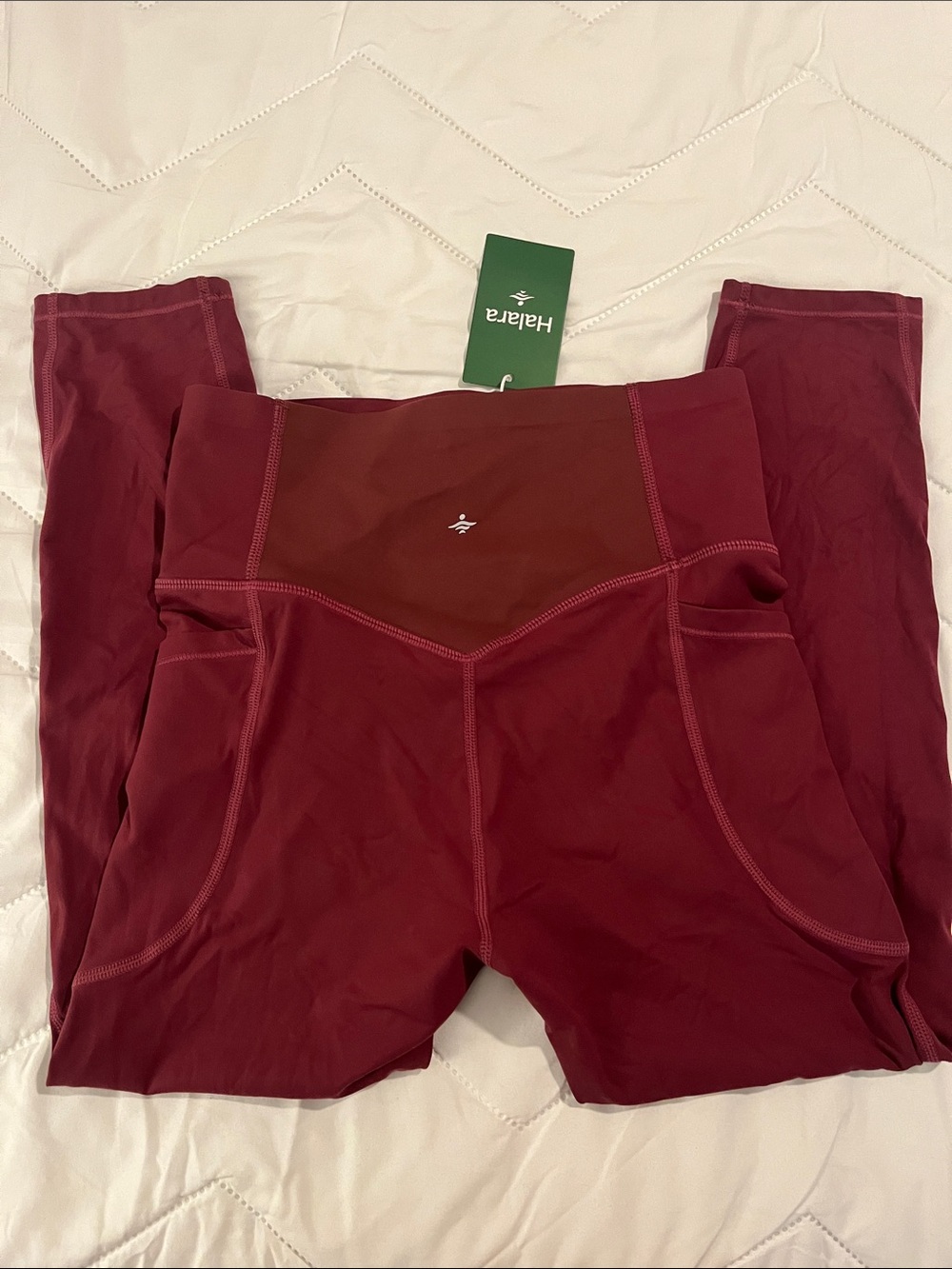HALARA Wine Red High-Waist Leggings with Side Pockets